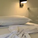 Bora Rooms