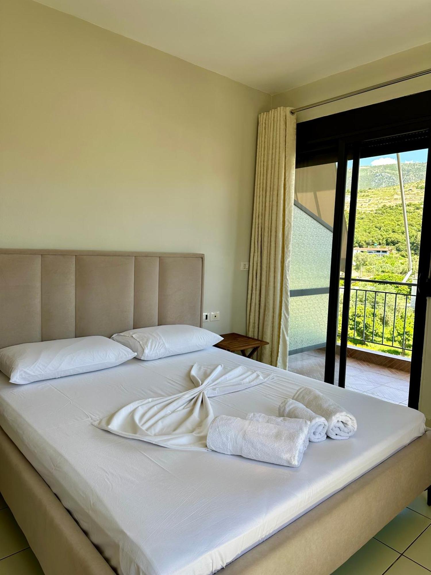 Bora Aparthotel *